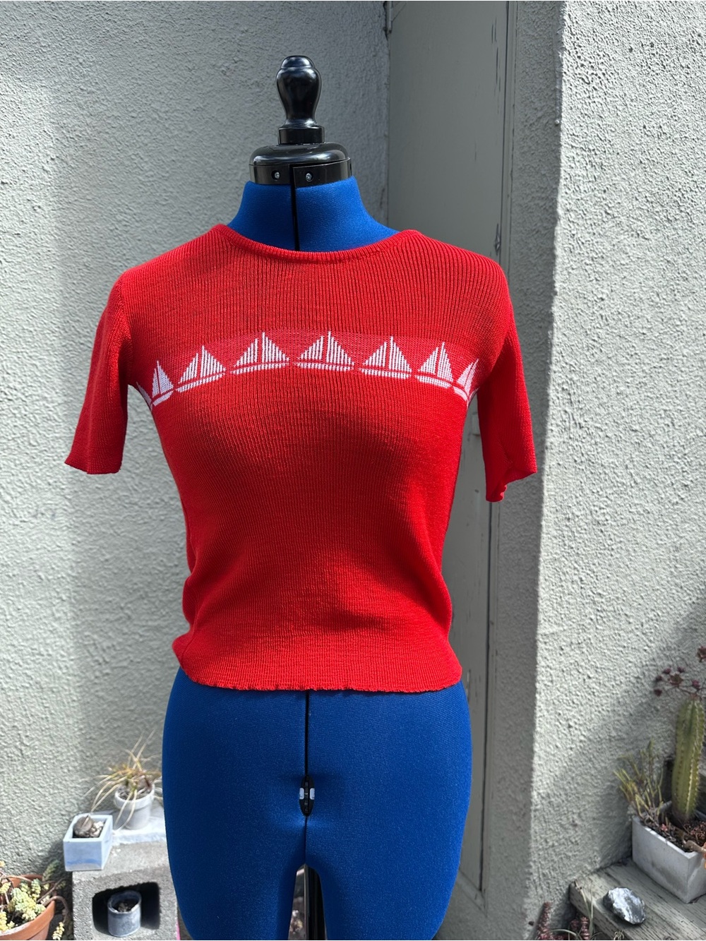 Vintage Red Short-Sleeve Knit Top with White Sailboat Detail